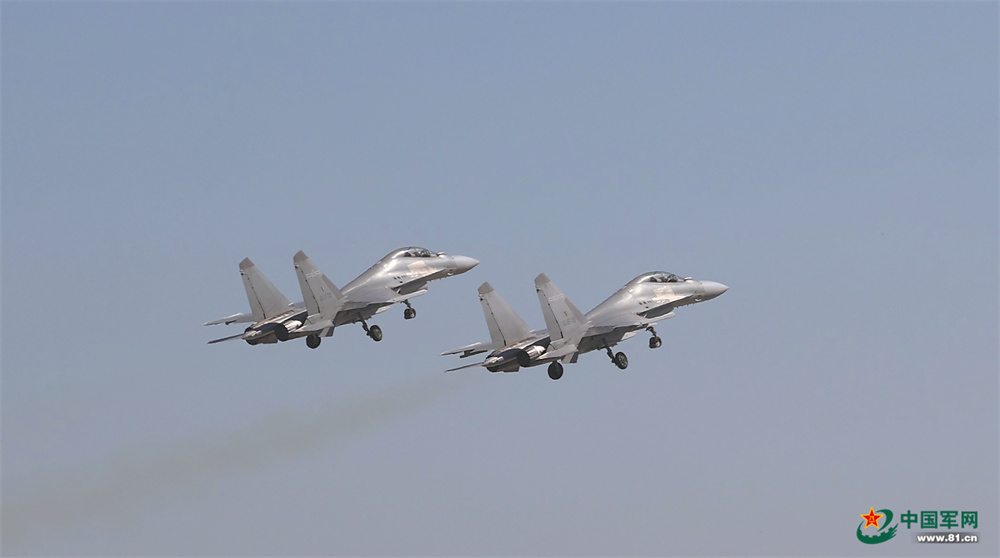 空军某部打造“导弹数据档案” 实弹命中率显著提升